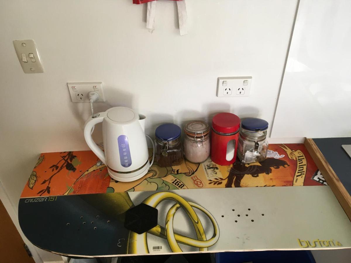 نزل Wanaka Backpackers Bothy المظهر الخارجي الصورة